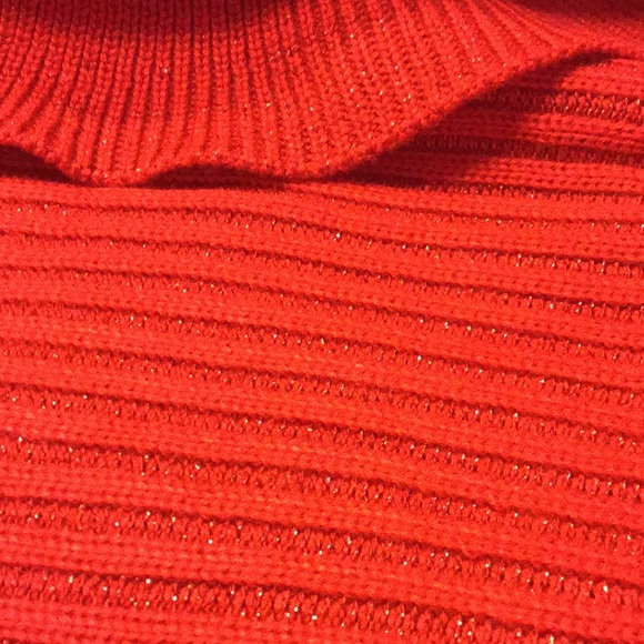 Red Shimmery Wweater by Calvin Klein NEW with Tags FAST SHIP ~ Soft and Comfy! - Picture 5 of 8